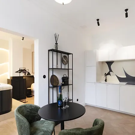 Le Reve De Stanislas - Jacuzzi * ナンシー