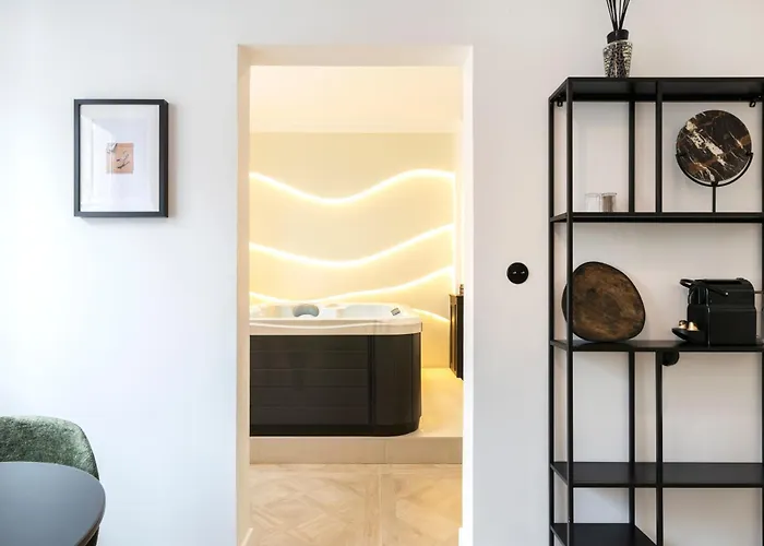 Apartment Le Reve De Stanislas - Jacuzzi Nancy